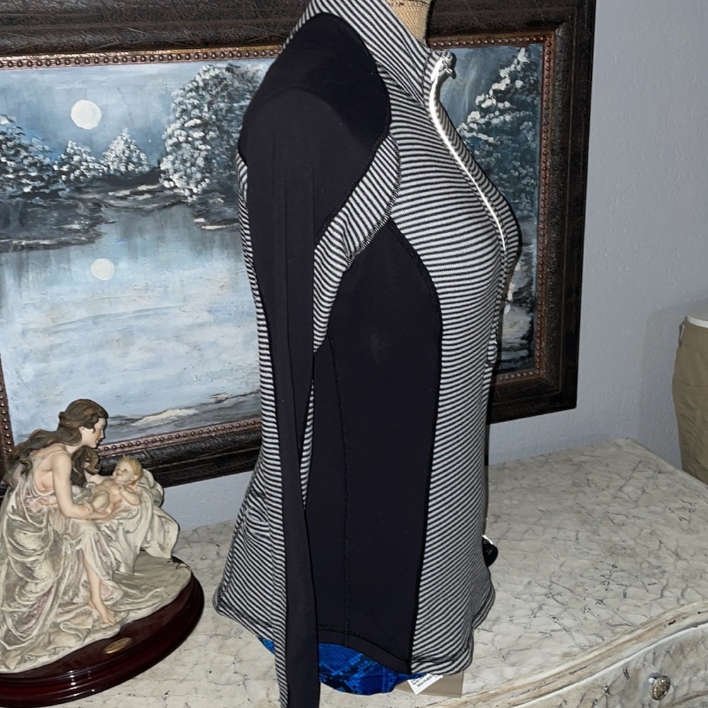 Lululemon Performance Pullover Sweater - image 3